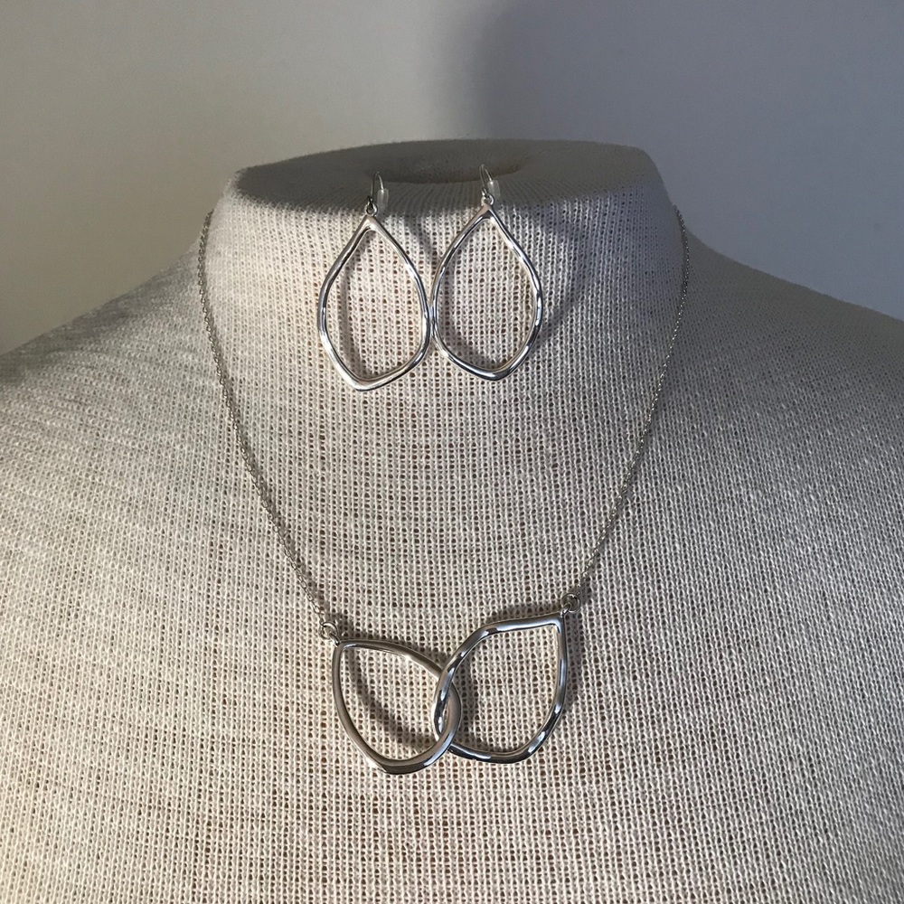 Interlocking tear drop necklace and earrings